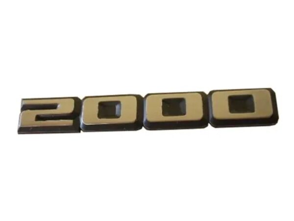 EMBLEMA  2000 MI CROMO
